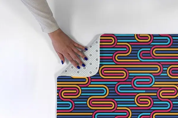 Moderni tepih Pisani retro geometrijski vzorci