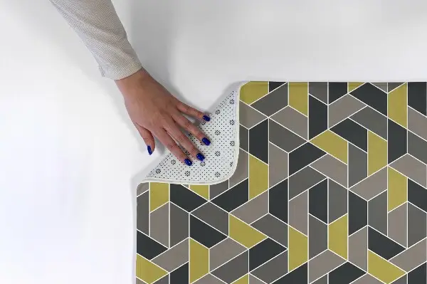 Tepih Geometrijski vzorec z barvnimi rombi