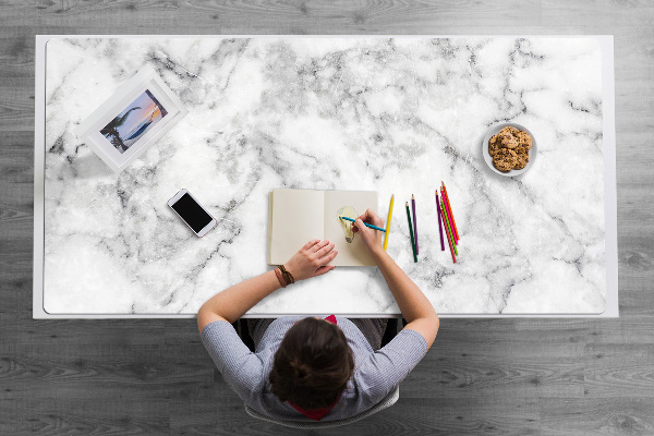 Namizna podloga White marble