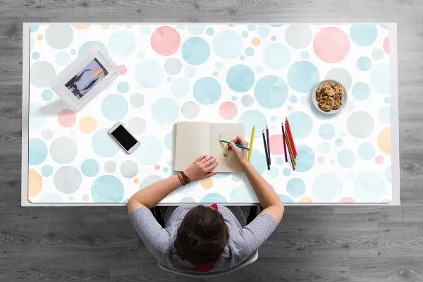Namizna podloga Pastel dots