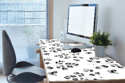 Namizna podloga Black and white pattern