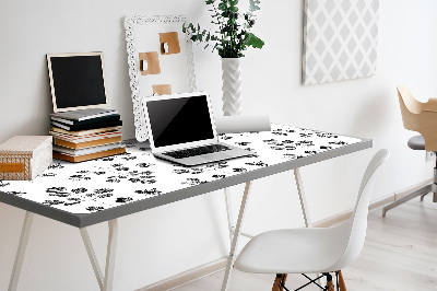 Namizna podloga Black and white pattern