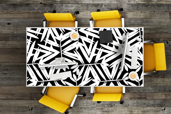 Podloga za mizo Black and white pattern