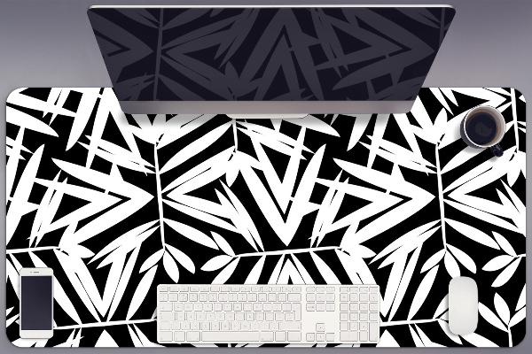 Podloga za mizo Black and white pattern