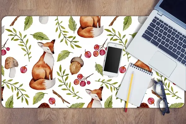 Namizna podloga Fox and forest fruit