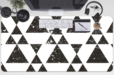 Podloga za pisalno mizo Black and white triangles