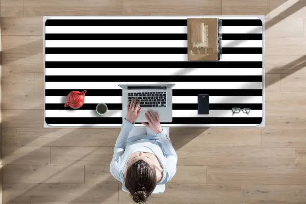 Namizna podloga Horizontal lines
