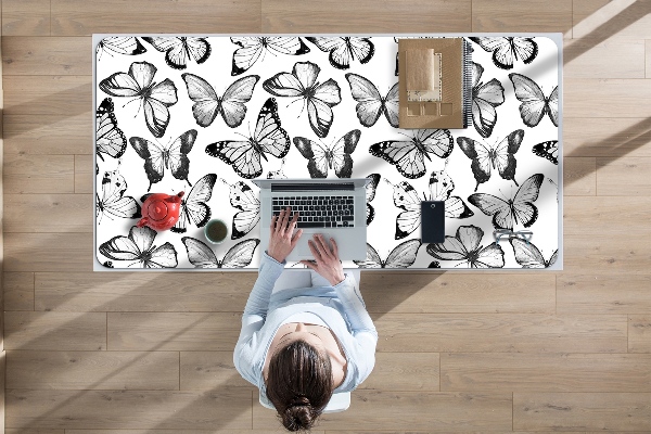 Namizna podloga Black and white butterfly