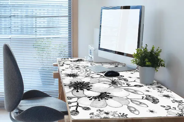 Podloga za pisalno mizo Black and white pattern
