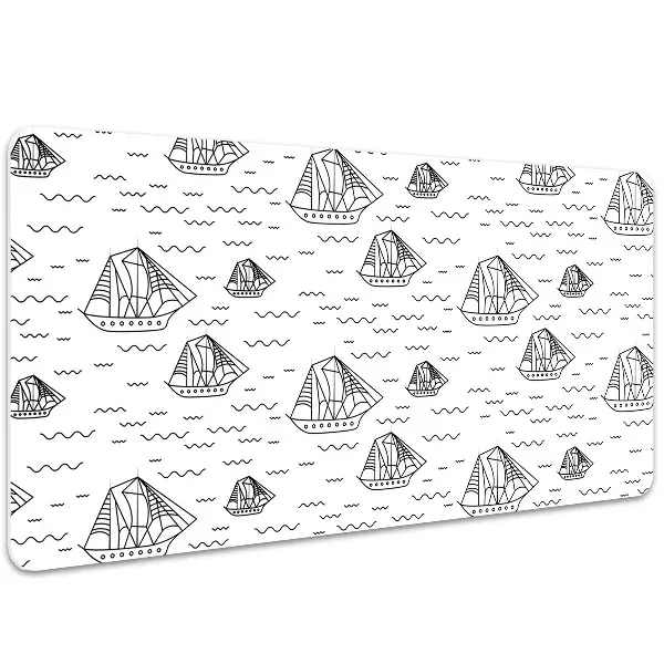 Namizna podloga Sailing ships at sea