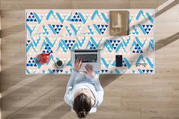 Namizna podloga Triangle pattern
