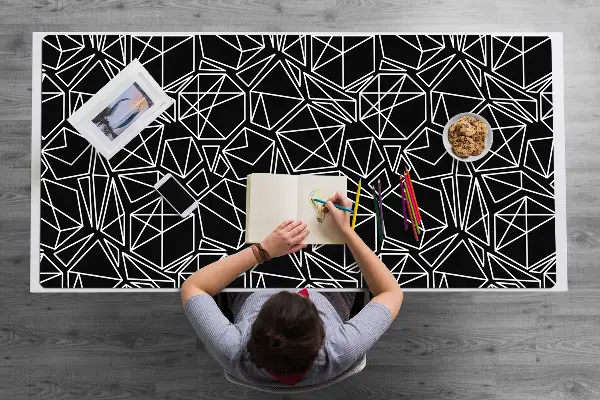 Namizna podloga Geometric shapes