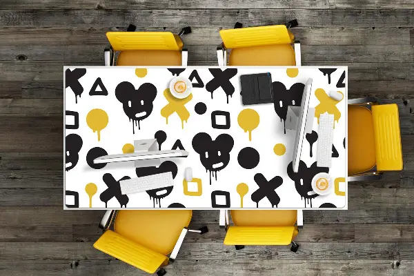 Podloga za pisalno mizo Graffiti black and yellow