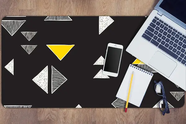 Namizna podloga Drawed triangles