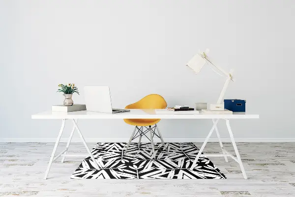Podloga za stol Black and white pattern
