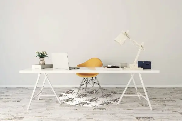 Podloga za stol Bees pattern