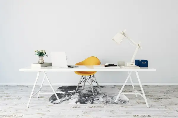 Podloga za pisalni stol Paint stains